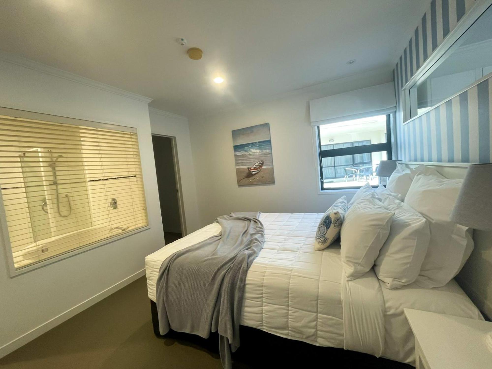 Ocean Breeze Resort Pauanui Exterior photo