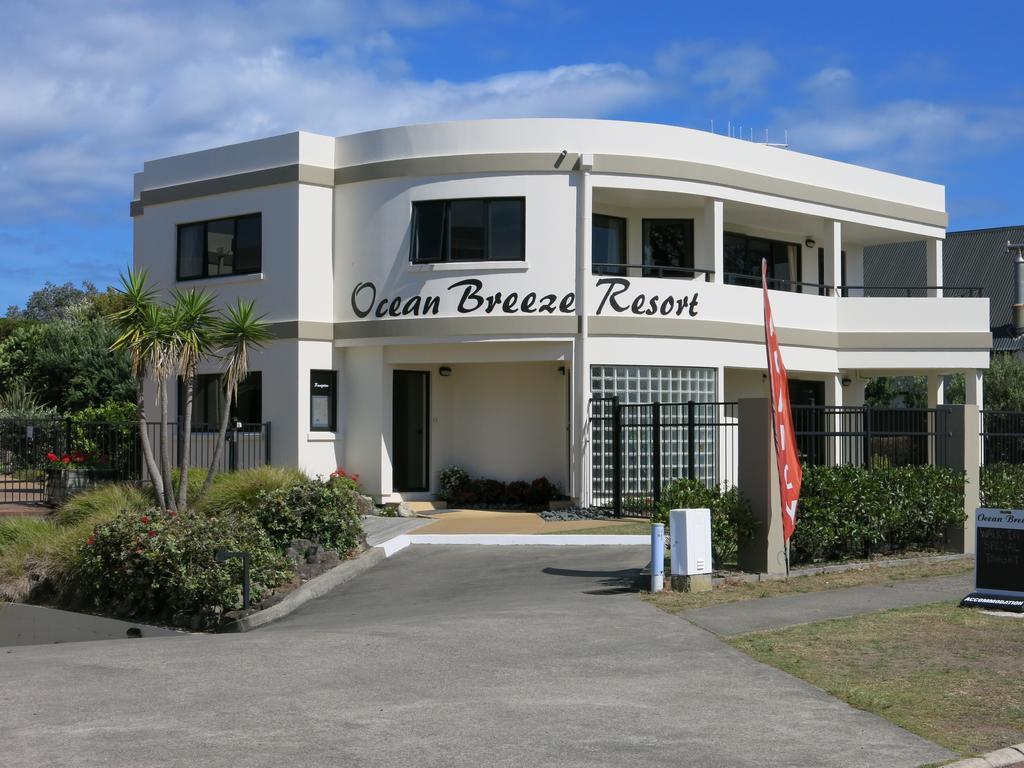 Ocean Breeze Resort Pauanui Exterior photo