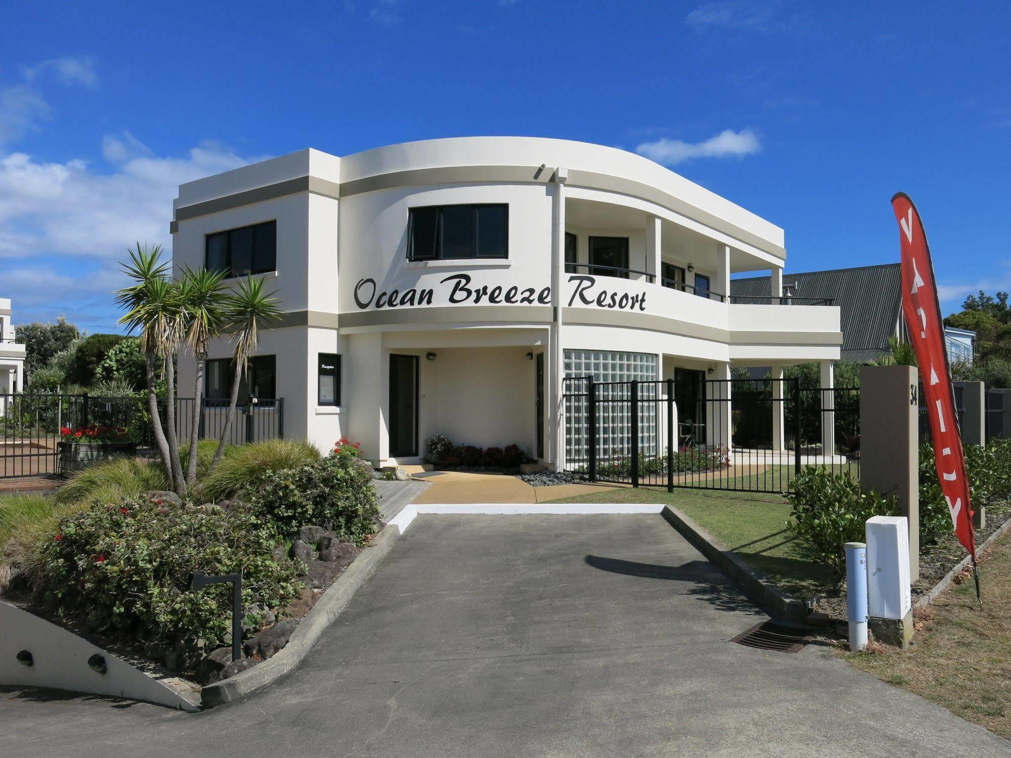 Ocean Breeze Resort Pauanui Exterior photo